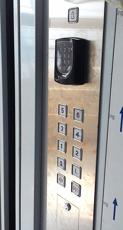 Đầu đọc thẻ AR 725H thích hợp sử dụng kiểm soát thang máy
